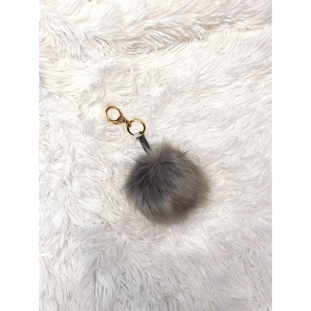 Itzy Ritzy Diaper Bag Pom Pom Charm